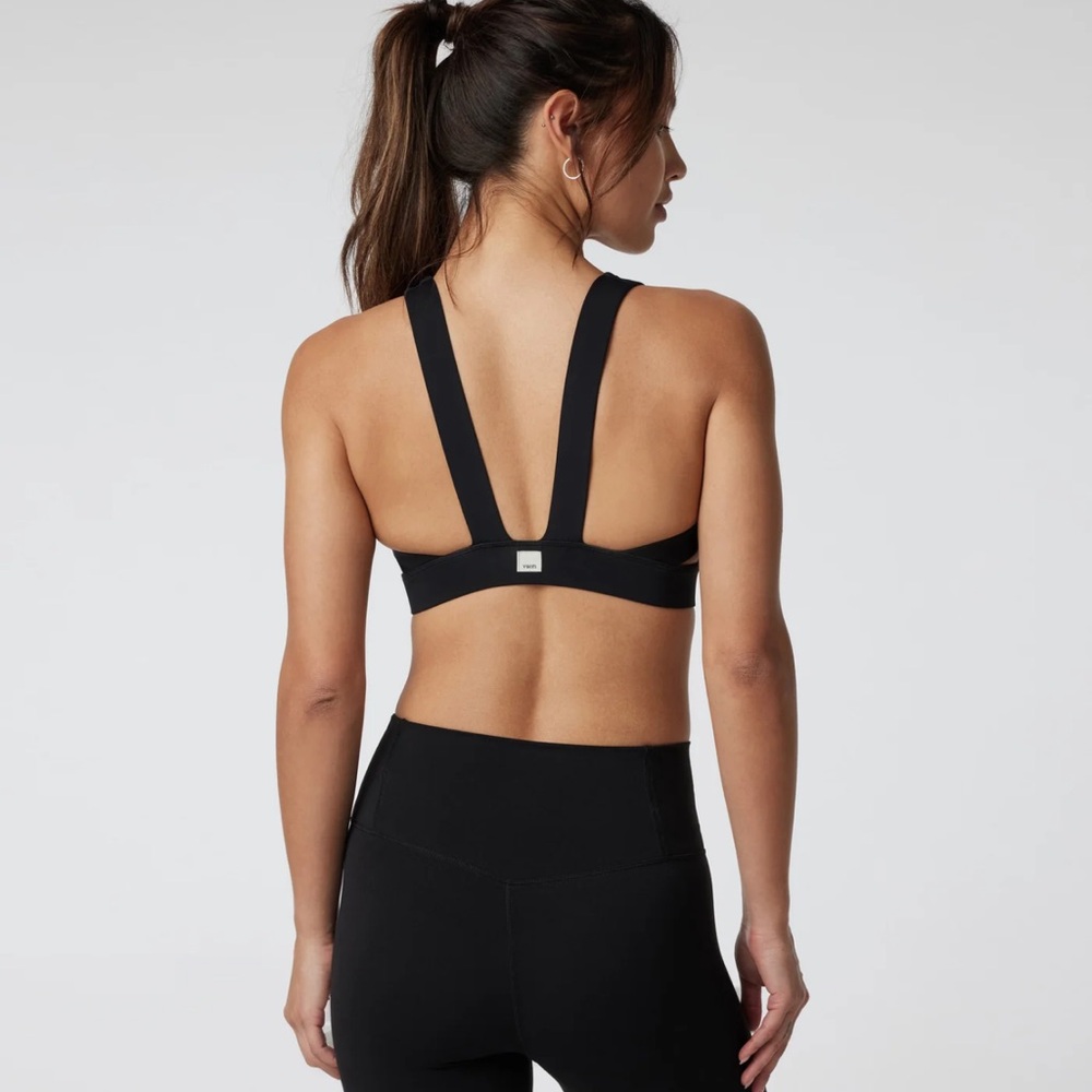 Vuori Black Sports Bra
